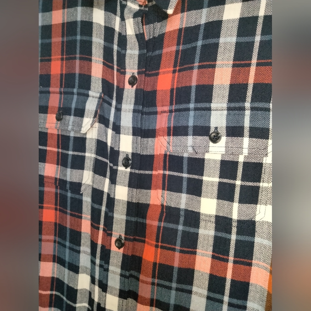 Universal Thread (Size M) Plaid Button Down LS Be… - image 6